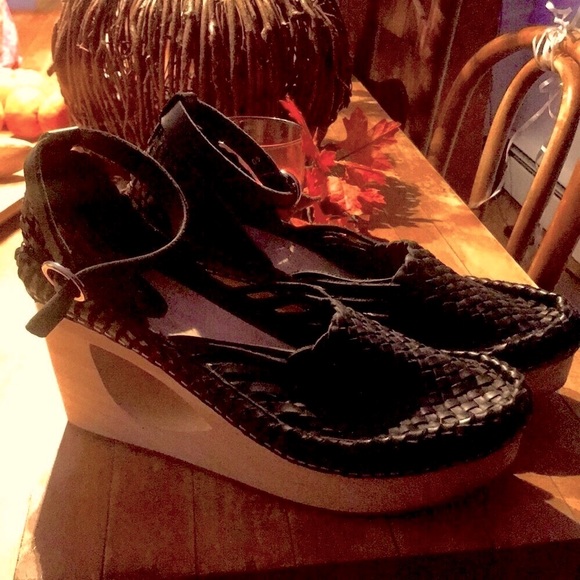 Free People Shoe - Picture 1 of 6